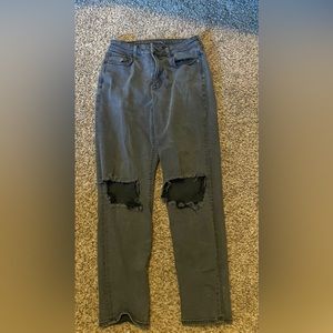American eagle jeans perfect for everyday wear